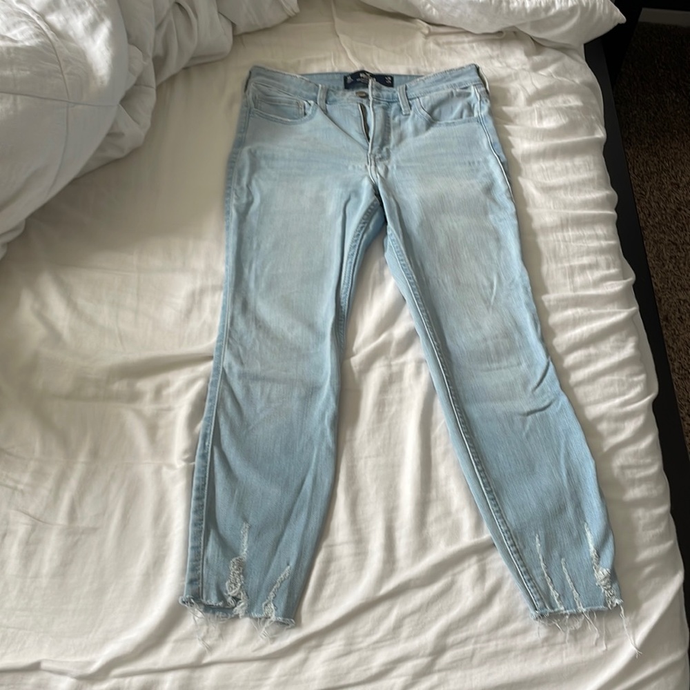 Hollister jeans